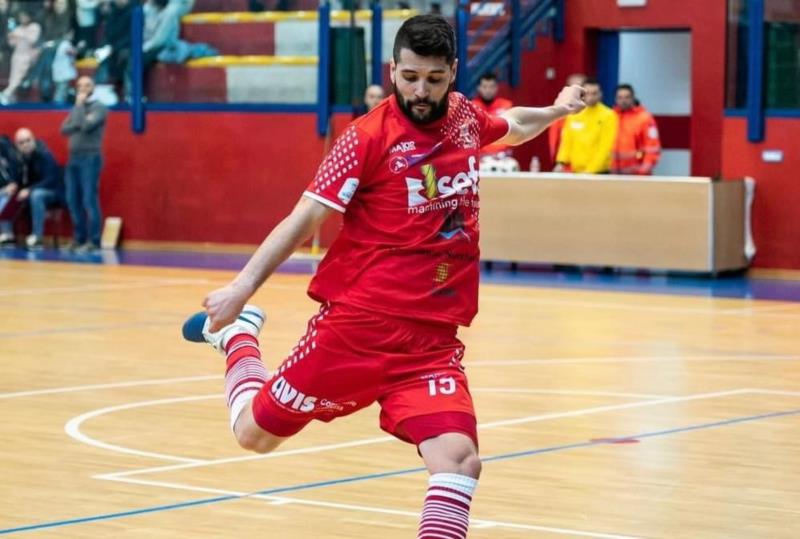 Nadas Branco apresenta Rafael Adami para o Gauchão de Futsal