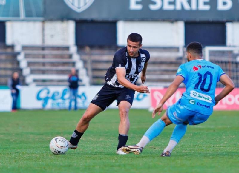 Futebol Clube Santa Cruz enfrenta o Lajeadense neste domingo