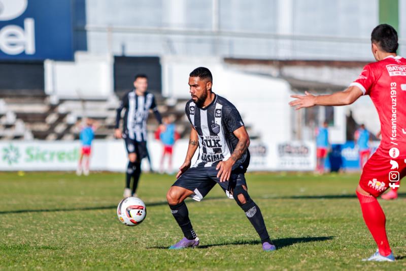 Santa Cruz empata com Guarany e permanece na liderança do Grupo B