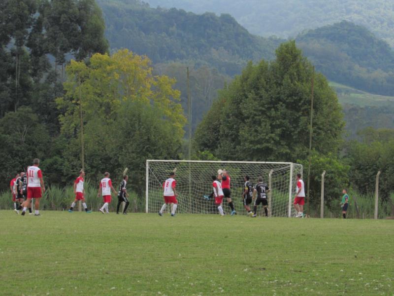 Herveiras e Sinimbu fazem jogo de ida da final da Copa Integração