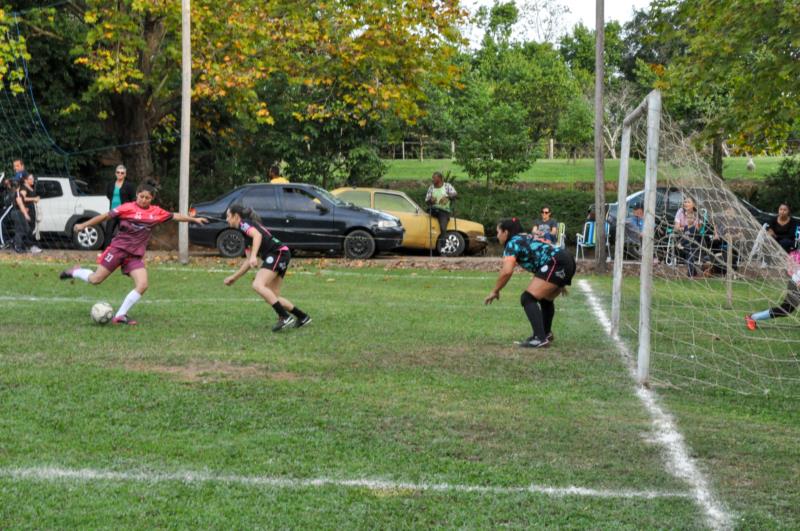 Jogos de ida marcam equilíbrio  na final do Municipal de Futebol 7