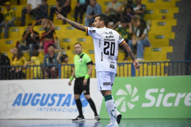 Assoeva estreia com vitória no Campeonato Gaúcho de Futsal