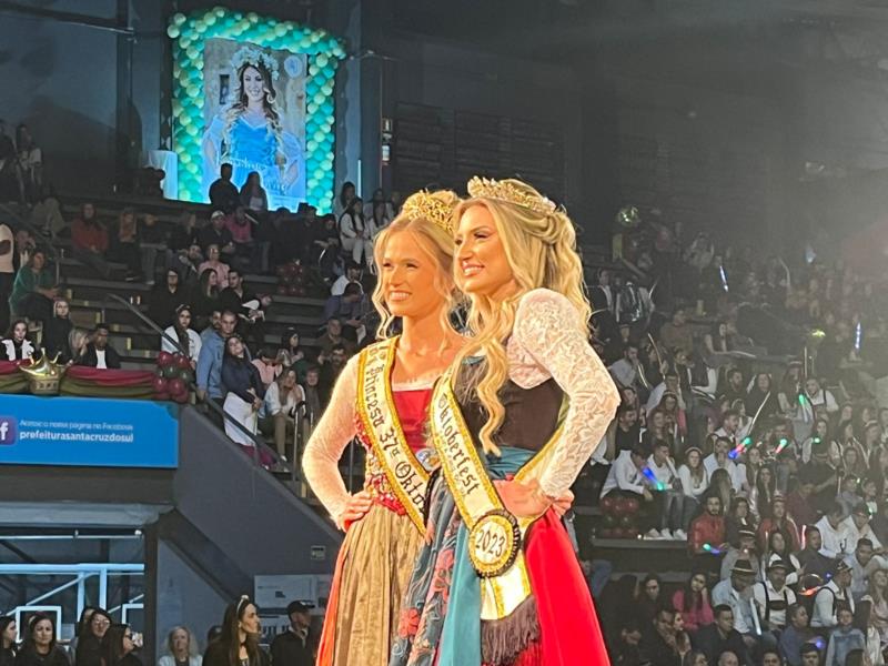 Marília Fischer é a 1ª princesa da Oktoberfest