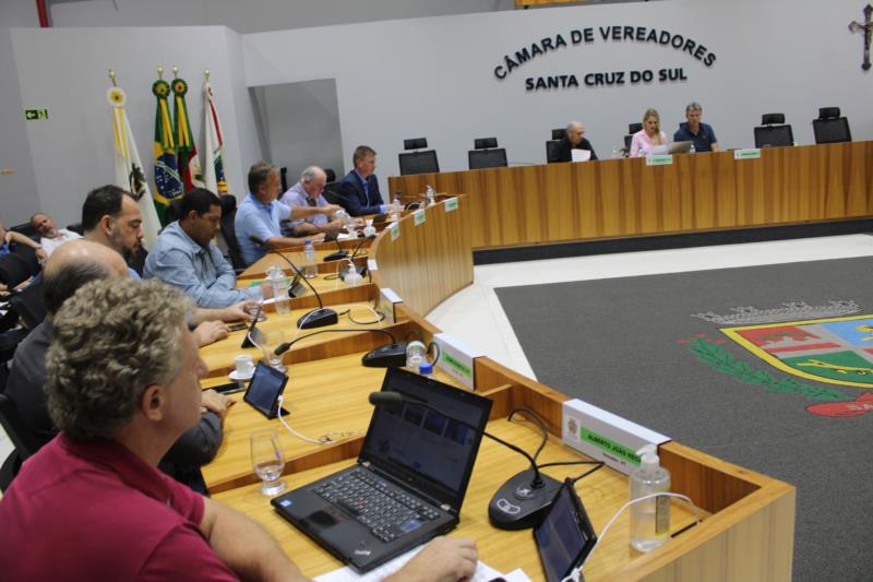 Câmara recebe dez projetos para a sessão de segunda-feira