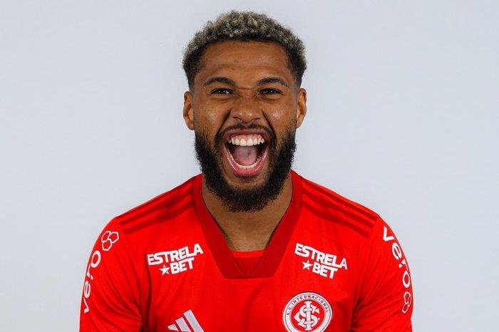 Inter contrata o atacante Wesley, ex-Cruzeiro