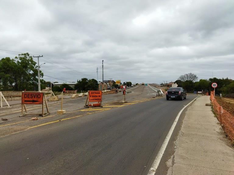 Liberado parcialmente o tráfego no viaduto de Pantano Grande