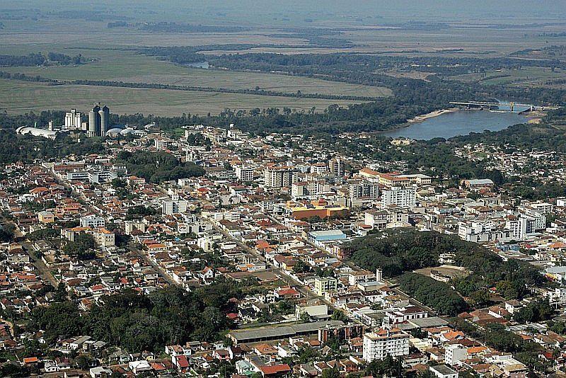 Para frear a pandemia, Cachoeira do Sul suspende abertura de bailes e boates