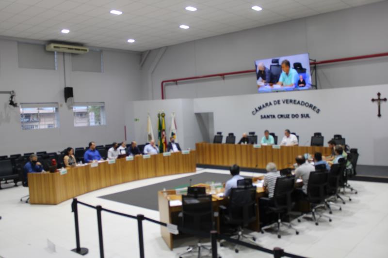 Legislativo recebe quatro novos projetos para a sessão de terça-feira