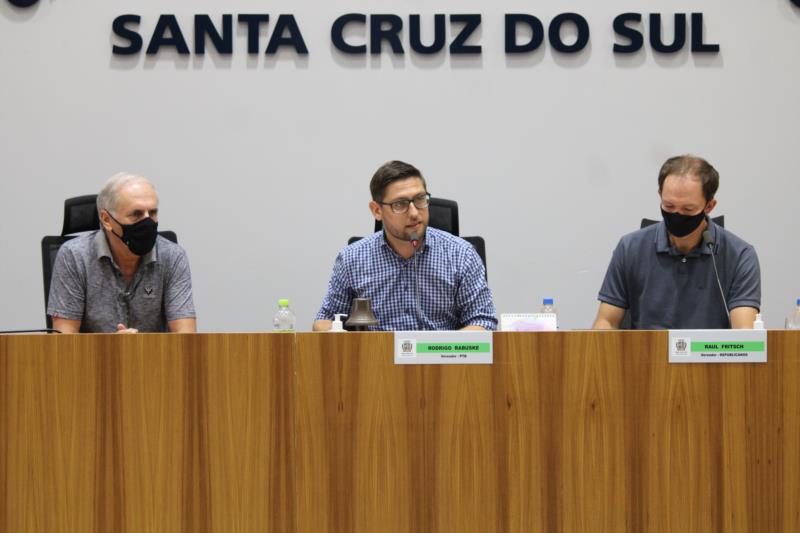 Câmara de Santa Cruz realiza sessão extraordinária nesta quinta para avaliar 17 projetos