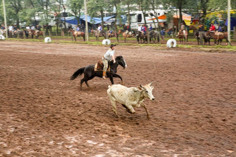 Rodeio Crioulo Estadual vai distribuir R$ 53 mil em prêmios na Fenachim