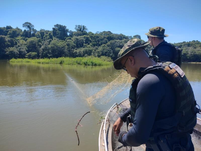 Polícia de Proteção Ambiental realização Operação Força Verde Pesca Predatória em Rio Pardo