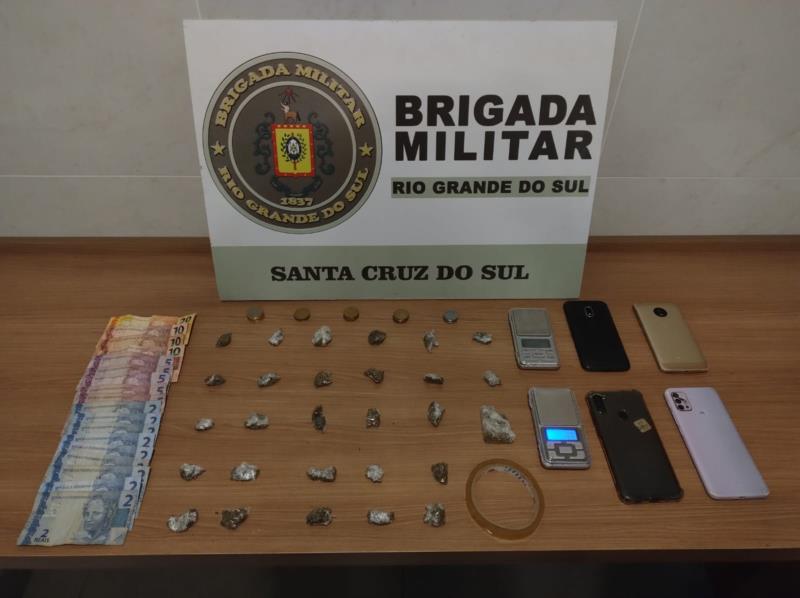 BM prende jovem por tráfico de drogas no Bairro Santa Vitória