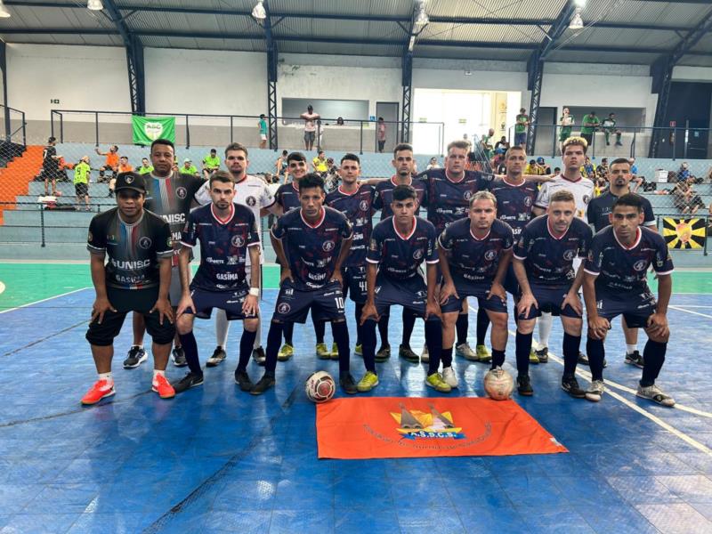 Time Santa Cruz Futsal Surdos disputa competição em Santa Catarina