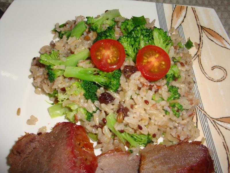 Arroz Sete Grãos com Brócolis e Tomate Cereja