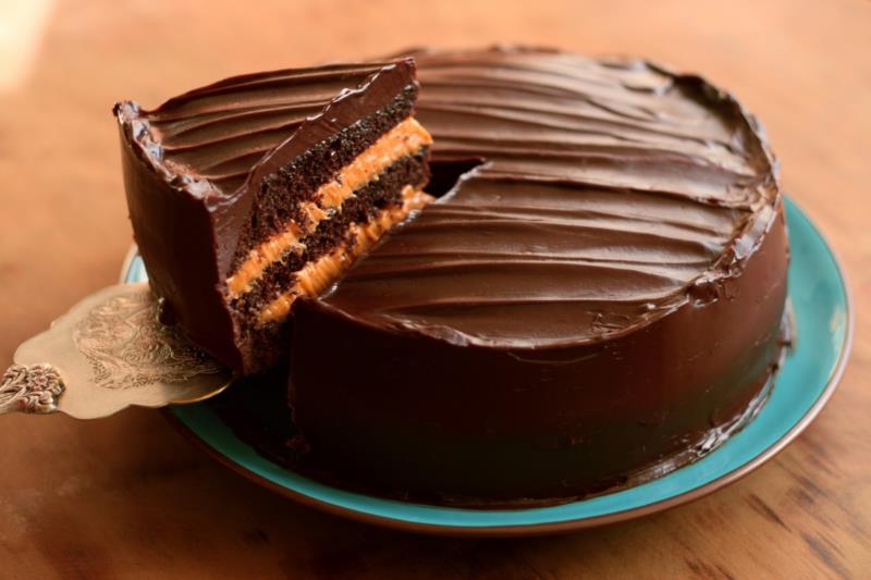 Torta gelada de chocolate