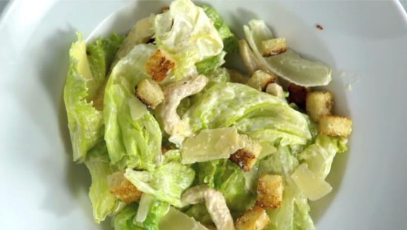 Salada Caesar