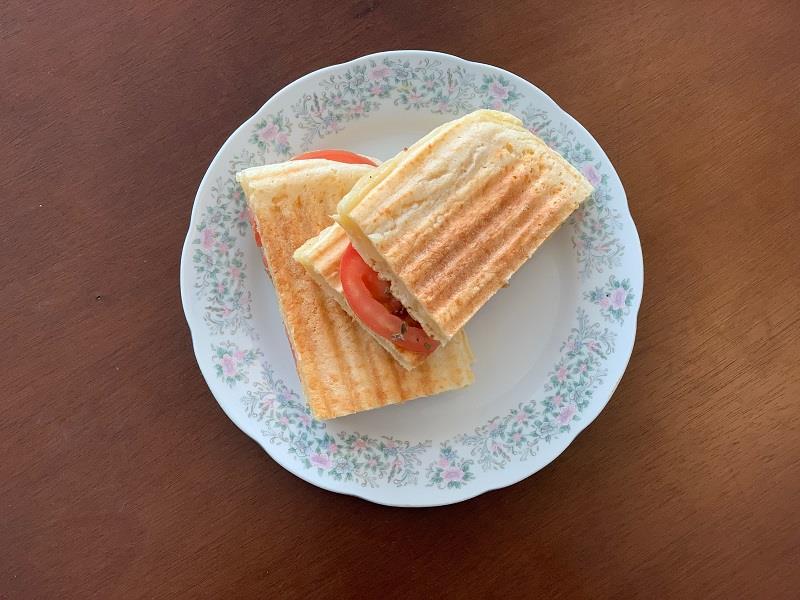 Pão de queijo na torradeira