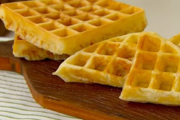 Waffle de pão de queijo