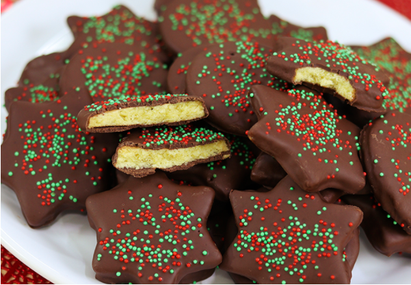 Biscoitos amanteigados cobertos de chocolate