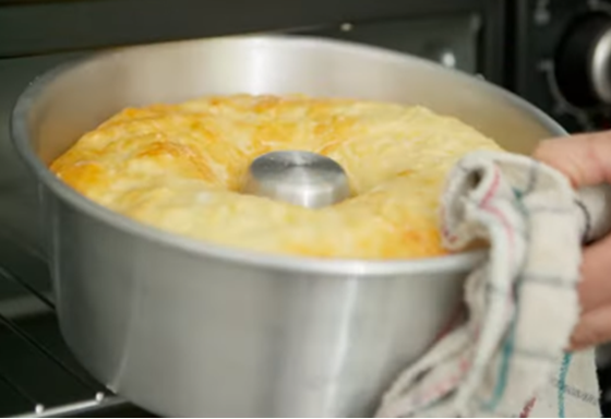 Pão de queijo gigante