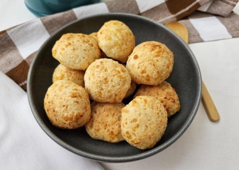 Pão de queijo fácil e saudável