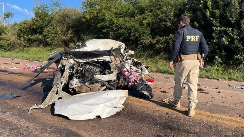 Grave acidente deixa uma pessoa morta e outras feridas na BR-290