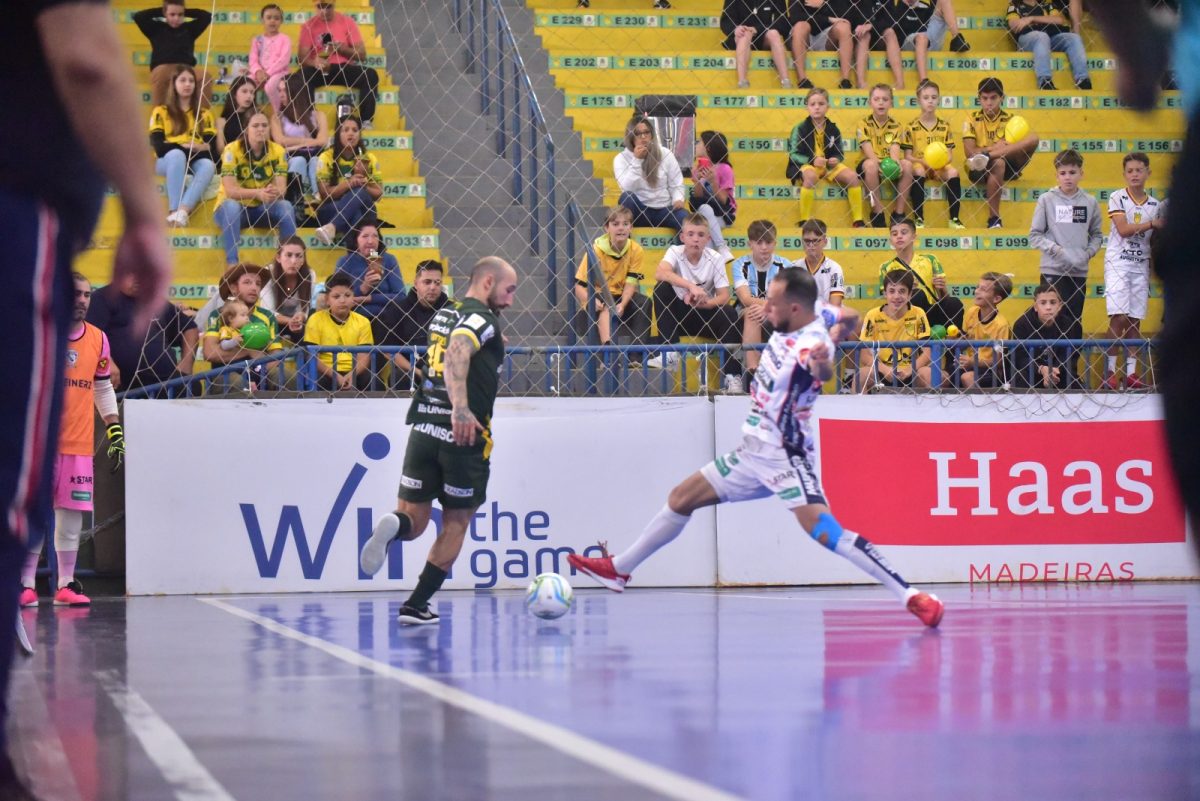 Assoeva conquista a primeira vitória na Liga Nacional de Futsal