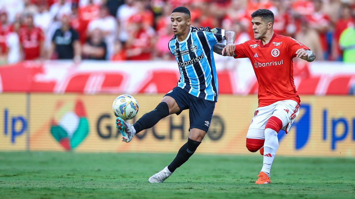 Grêmio e Inter se enfrentam neste sábado pelo Brasileirão