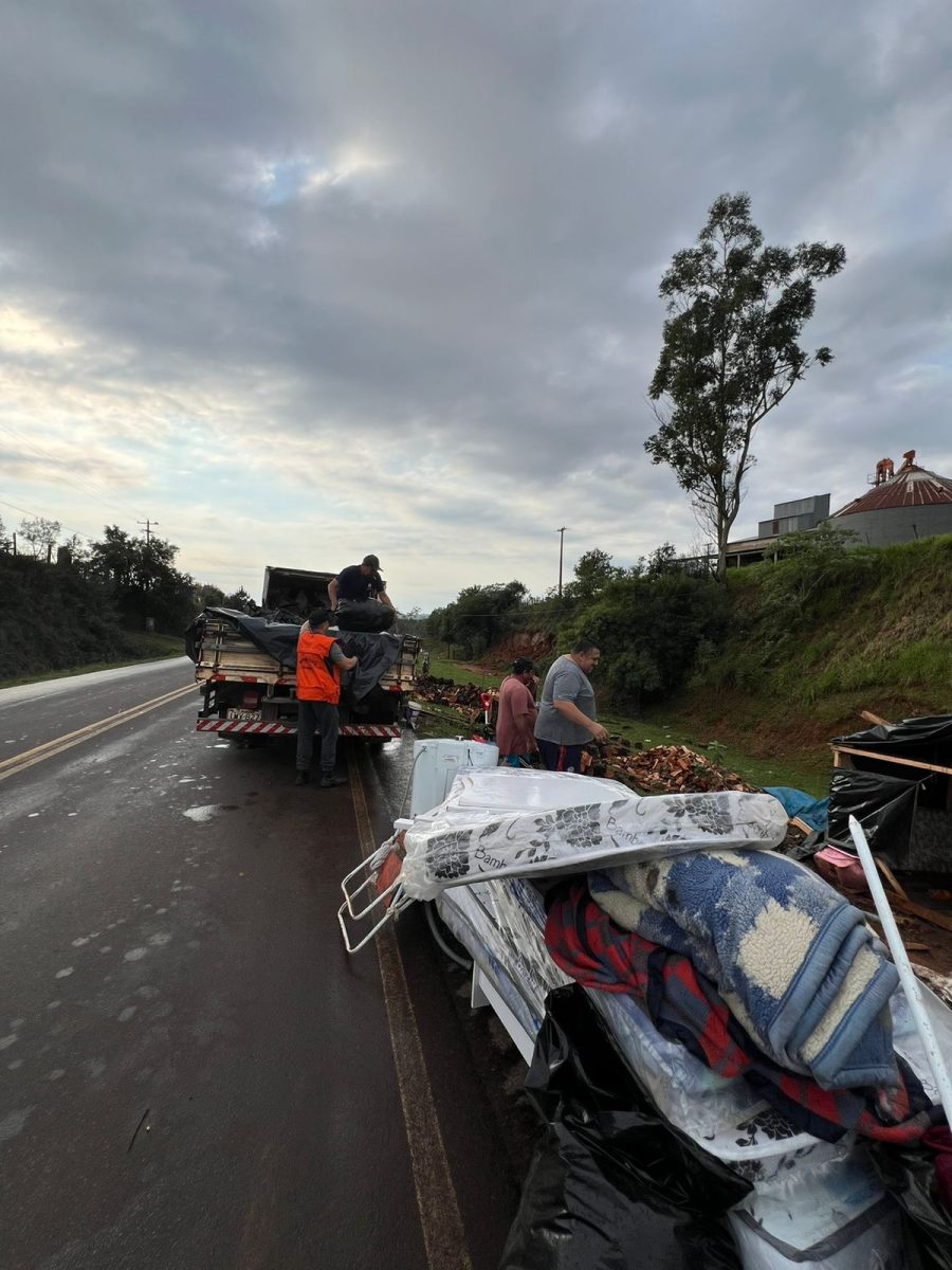 Quatro famílias são retiradas da Travessa do Camargo em Rio Pardo