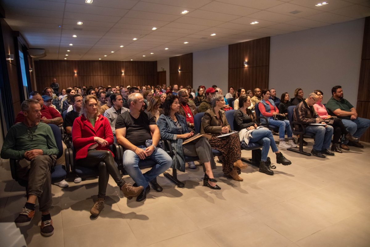 Setor cultural de Santa Cruz debate aplicação de recursos da Lei Aldir Blanc