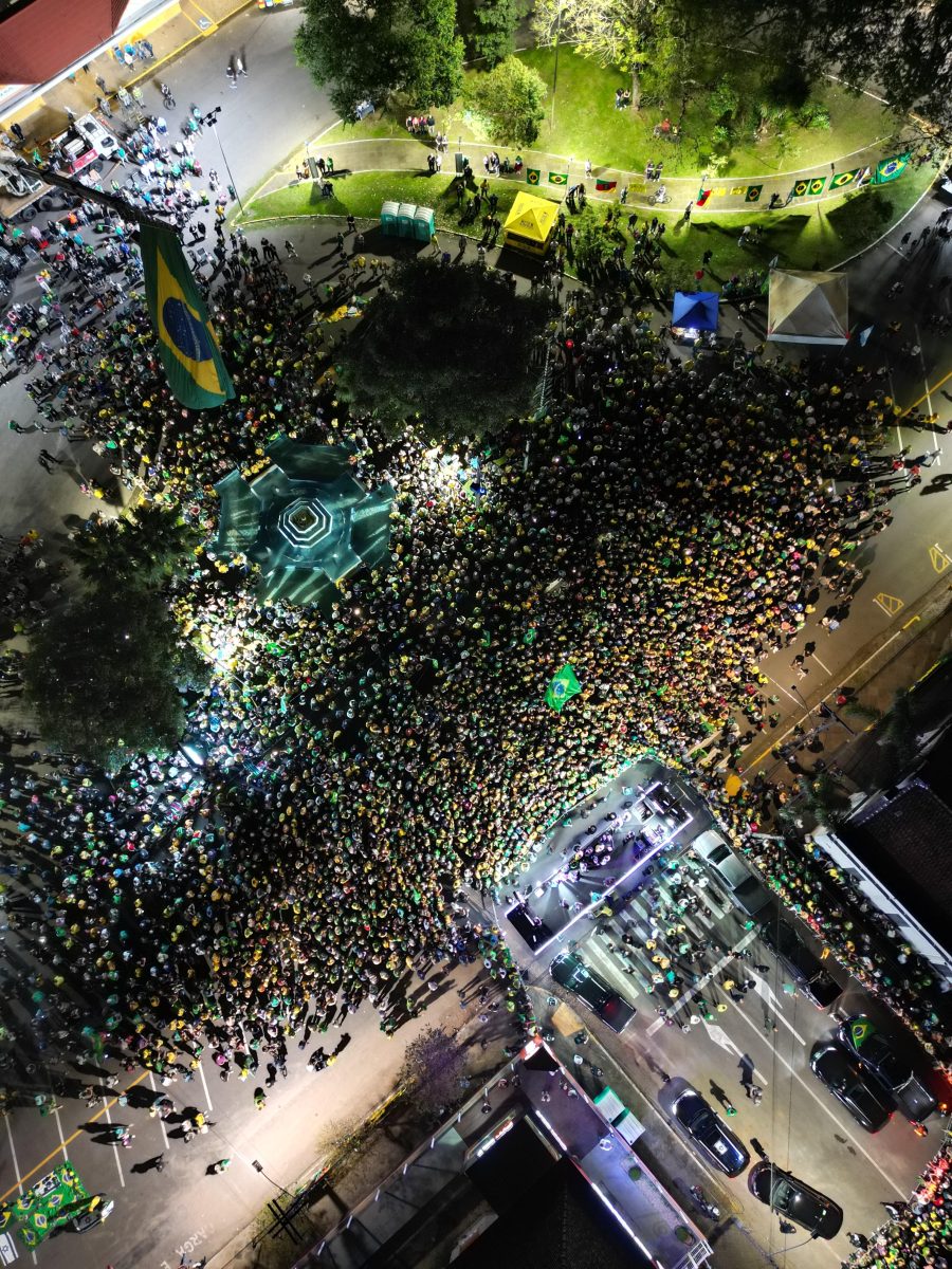 Cerca de 5 mil pessoas acompanharam Jair Bolsonaro em Santa Cruz, segundo a BM