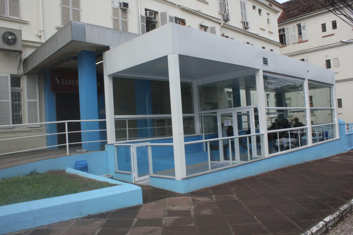 Sala de Espera do PA do Hospital Santa Cruz é liberada para acompanhantes e familiares