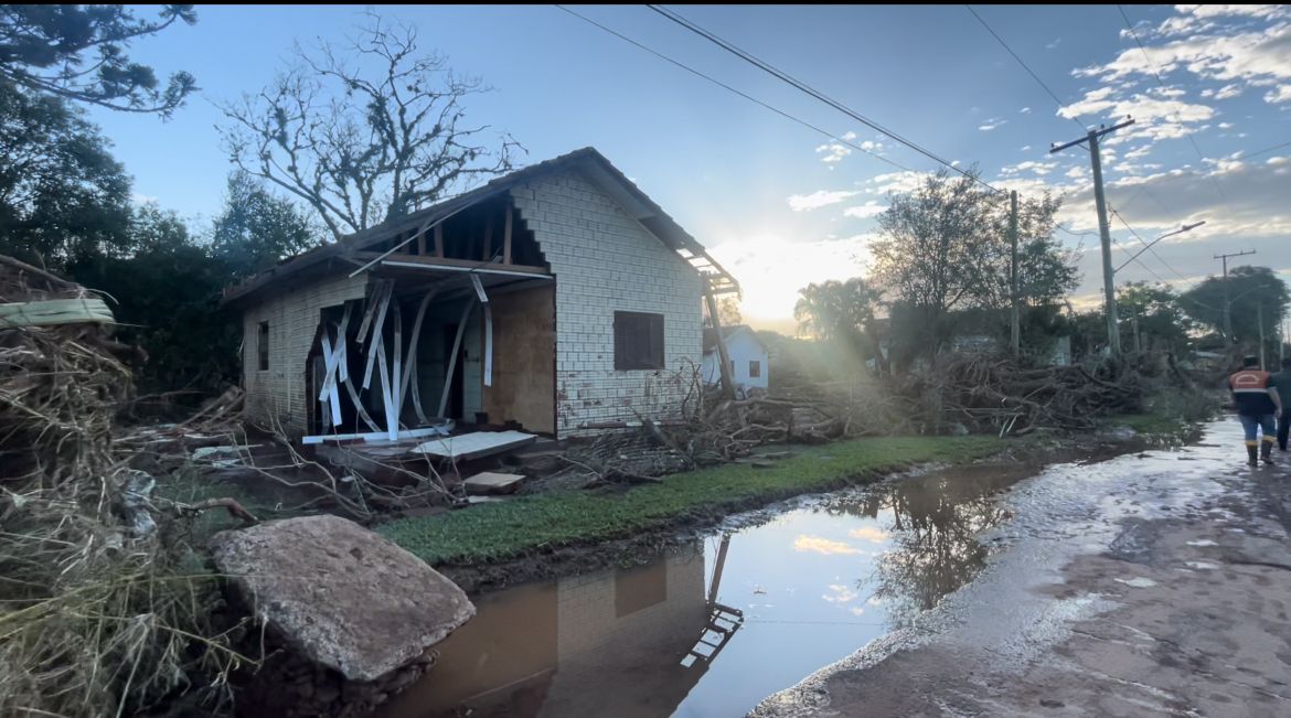 Mais de 268 mil famílias se habilitam ao Auxílio Reconstrução no Rio Grande do Sul