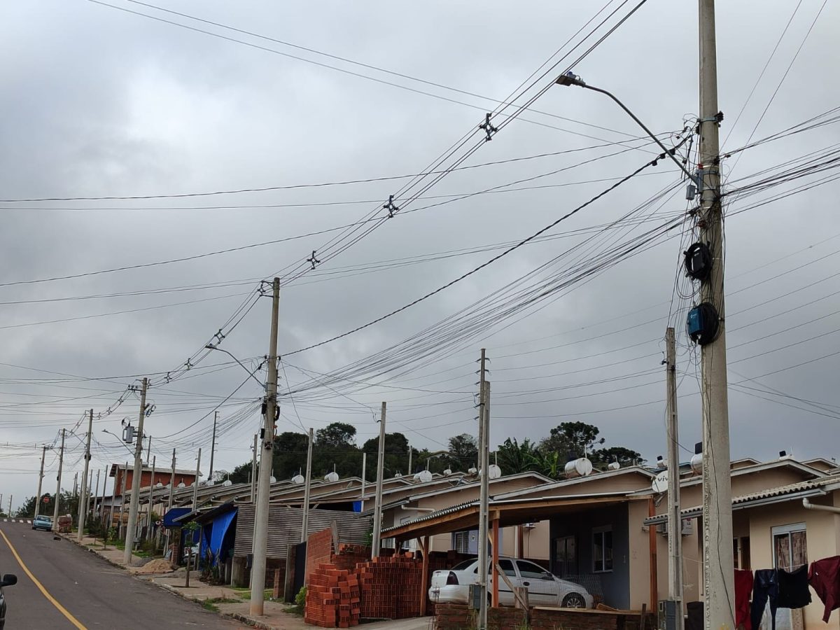 Duas localidades de Santa Cruz recebem novas lâmpadas led