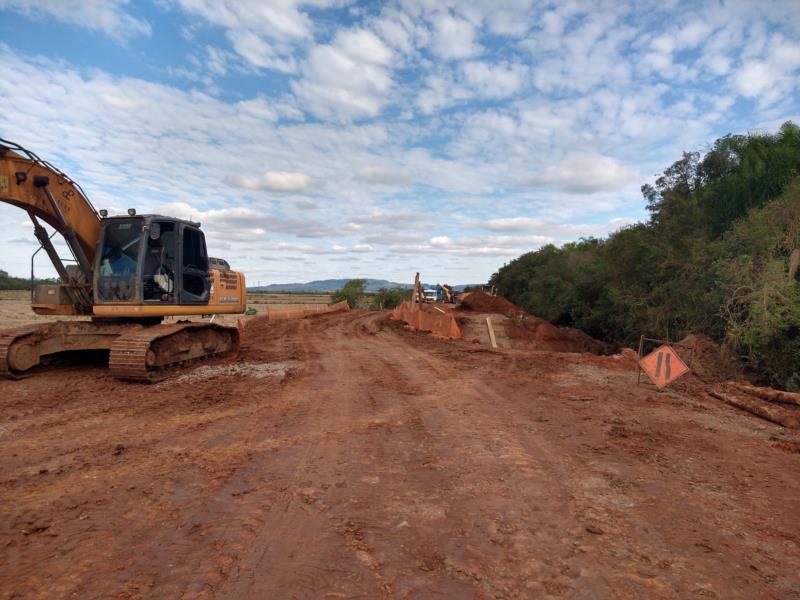 Prefeito de Passo do Sobrado detalha andamento das obras na ERS-244