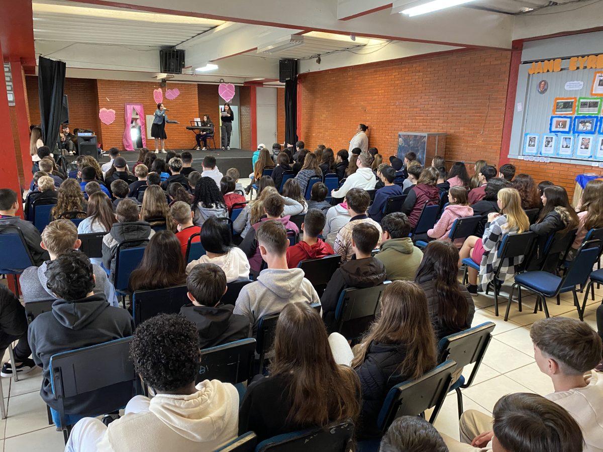 Mulheres na literatura inspiram programação na Escola Vera Cruz