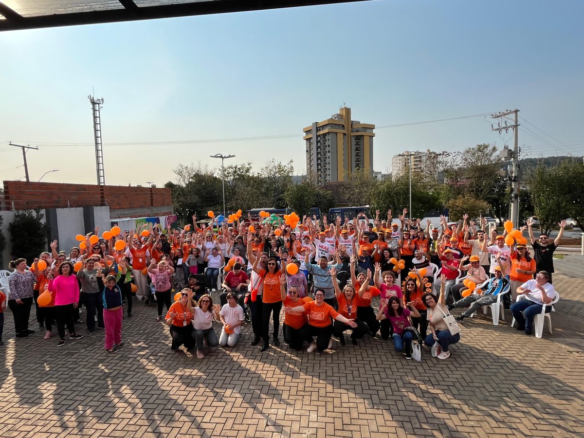 FOTOS: Cerimônia marca a abertura do Agosto Laranja em Santa Cruz