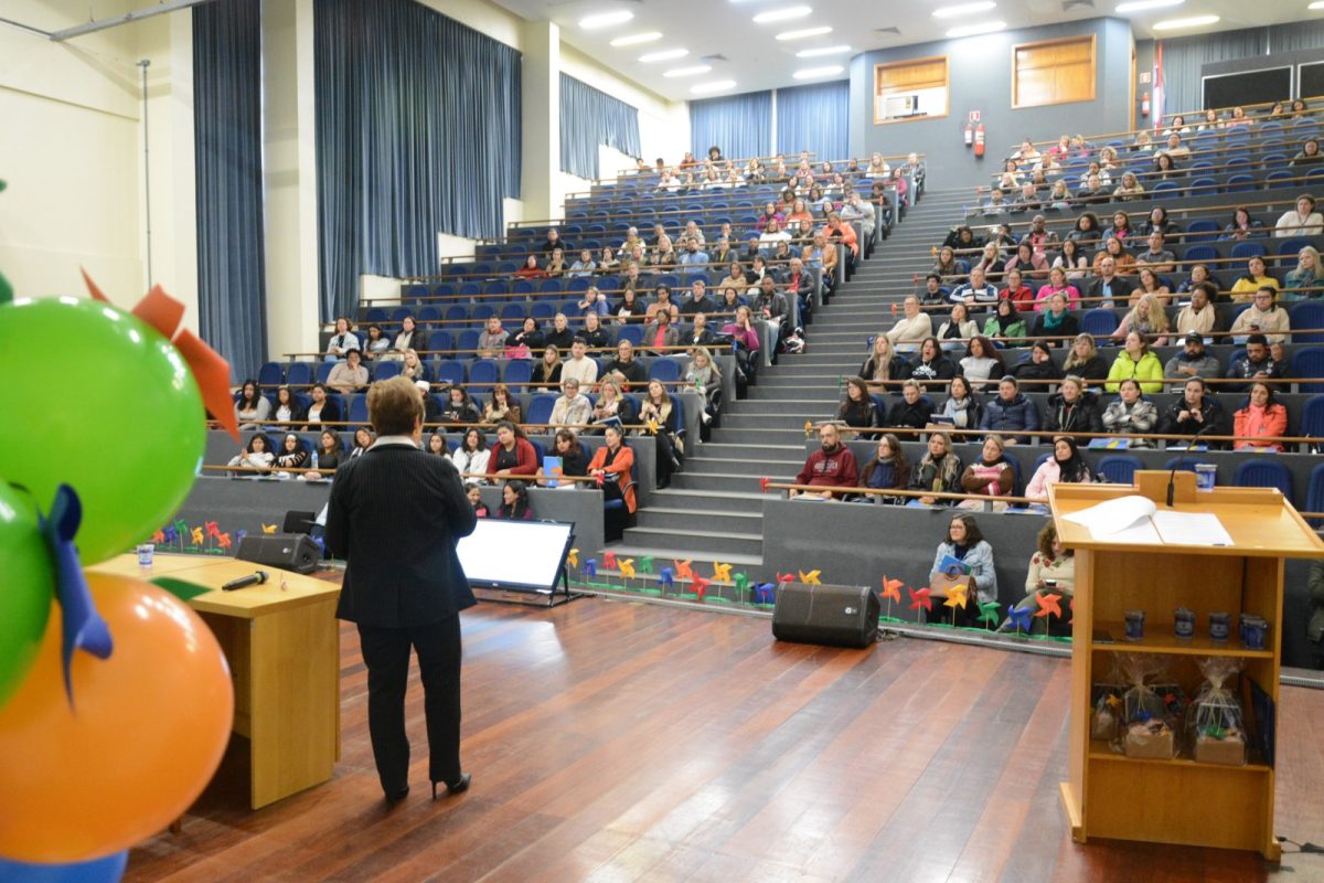 Seminário debate estratégias de combate ao trabalho infantil em Santa Cruz