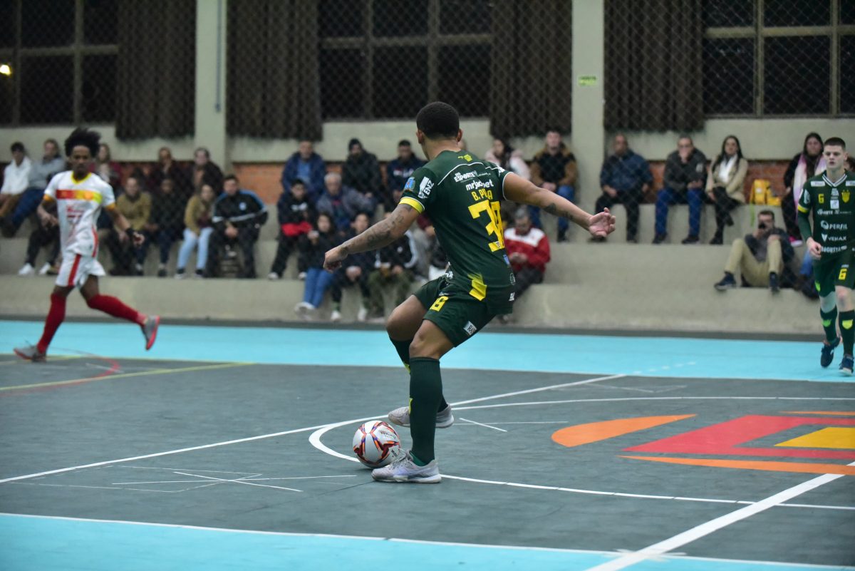 Assoeva vence o Riograndense pela Série Ouro do Campeonato Gaúcho de Futsal