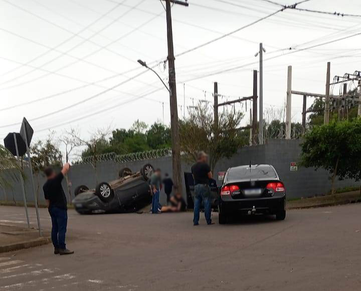 Acidente deixa três pessoas feridas em Venâncio Aires