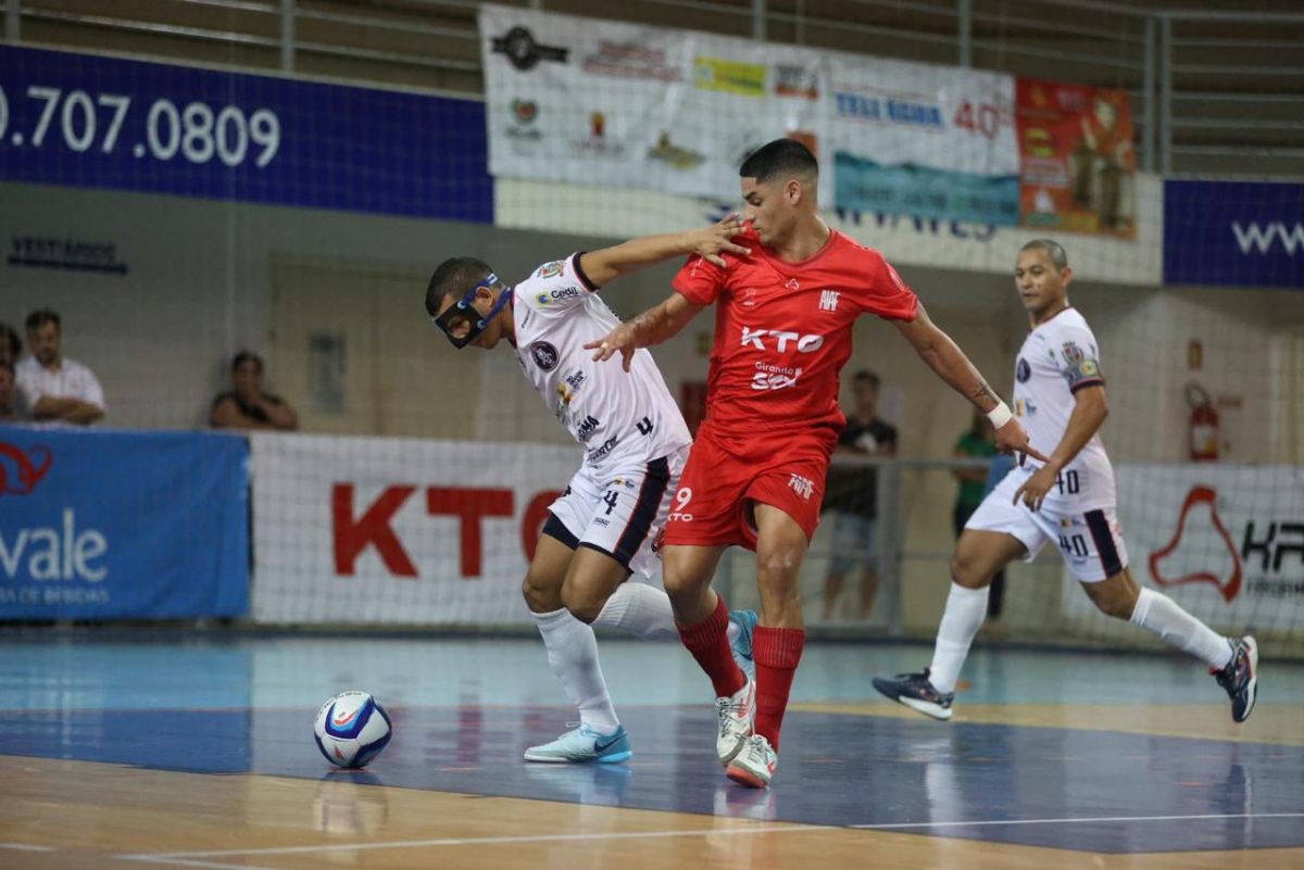 Santa Cruz Futsal derrota a Alaf por 2 a 1