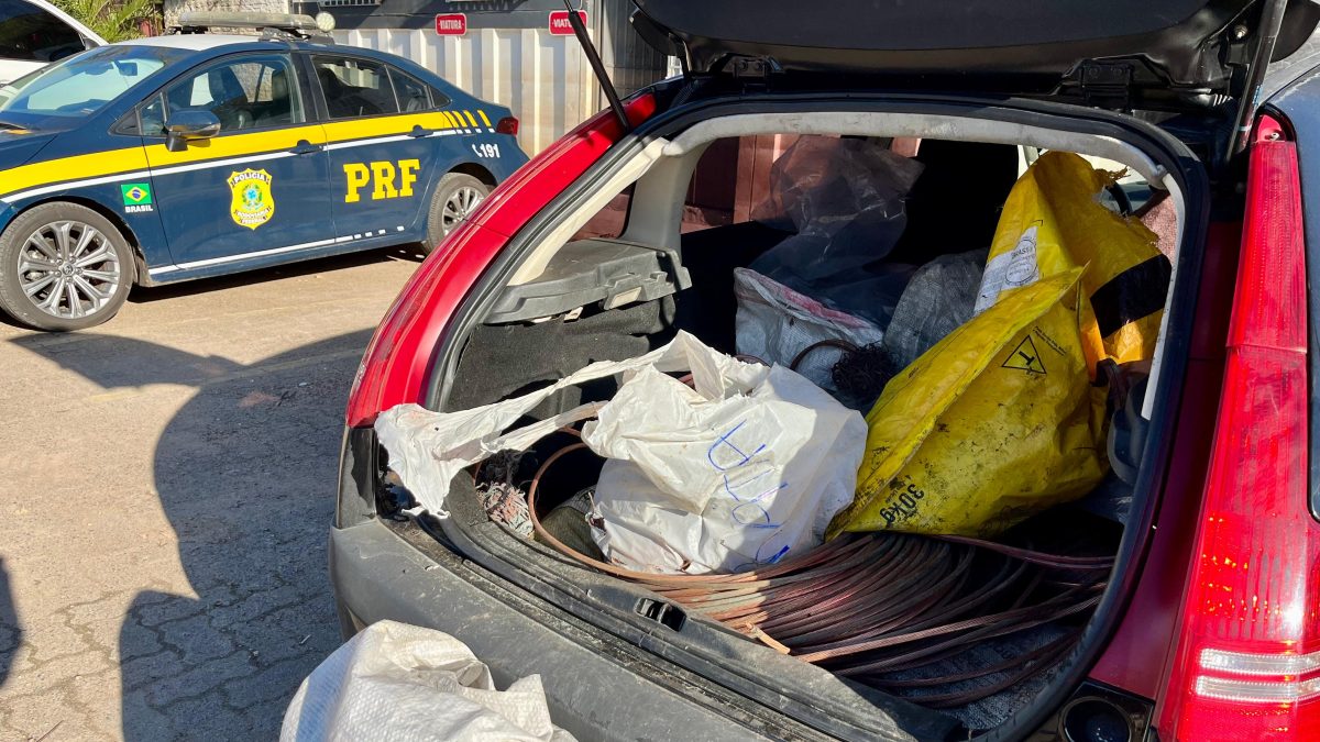 PRF apreende quase meia tonelada de fios de cobre sem procedência em Eldorado do Sul