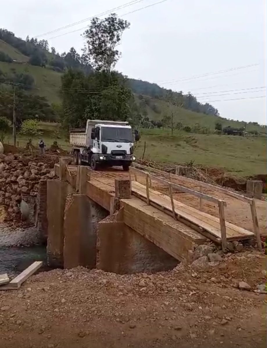 Reconstruída ponte de Linha Andréas no interior de Venâncio Aires