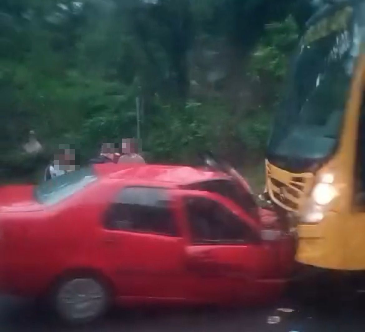 Secretaria de Educação divulga nota após acidente com morte envolvendo ônibus que transportava estudantes