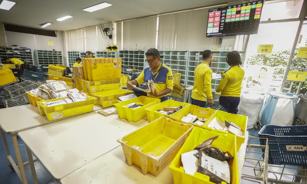 Correios abrem período de adesão a Programa de Desligamento Voluntário