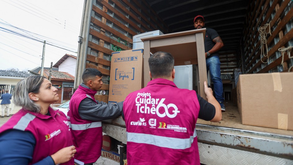 Governo do RS realiza primeira entrega do projeto Cuidar Tchê 60+