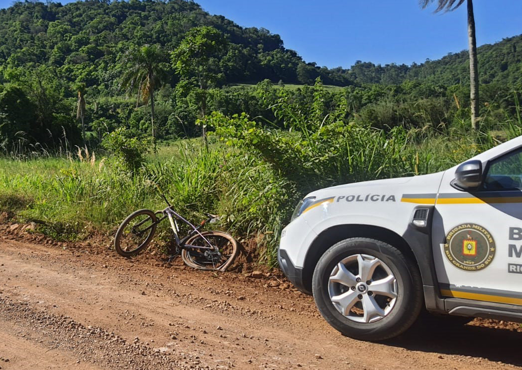 Ciclista é atropelado no interior de Vera Cruz e está na UTI