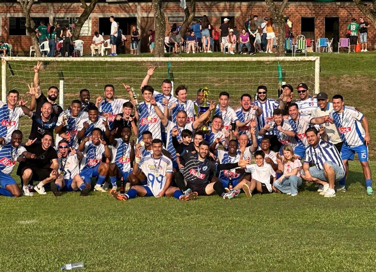 Clube Vera Cruz é campeão municipal de futebol