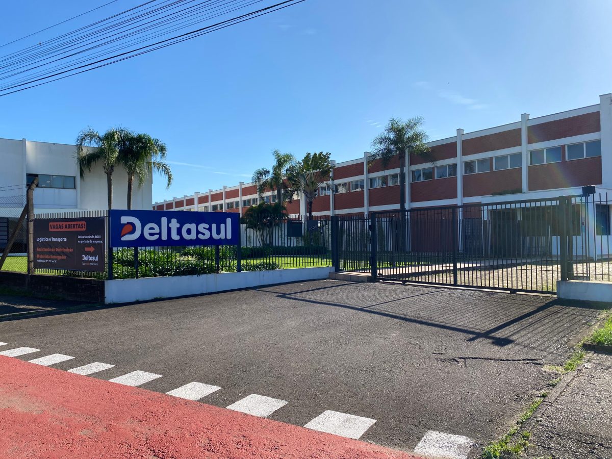 Deltasul contrata assistente de distribuição e motorista/entregador