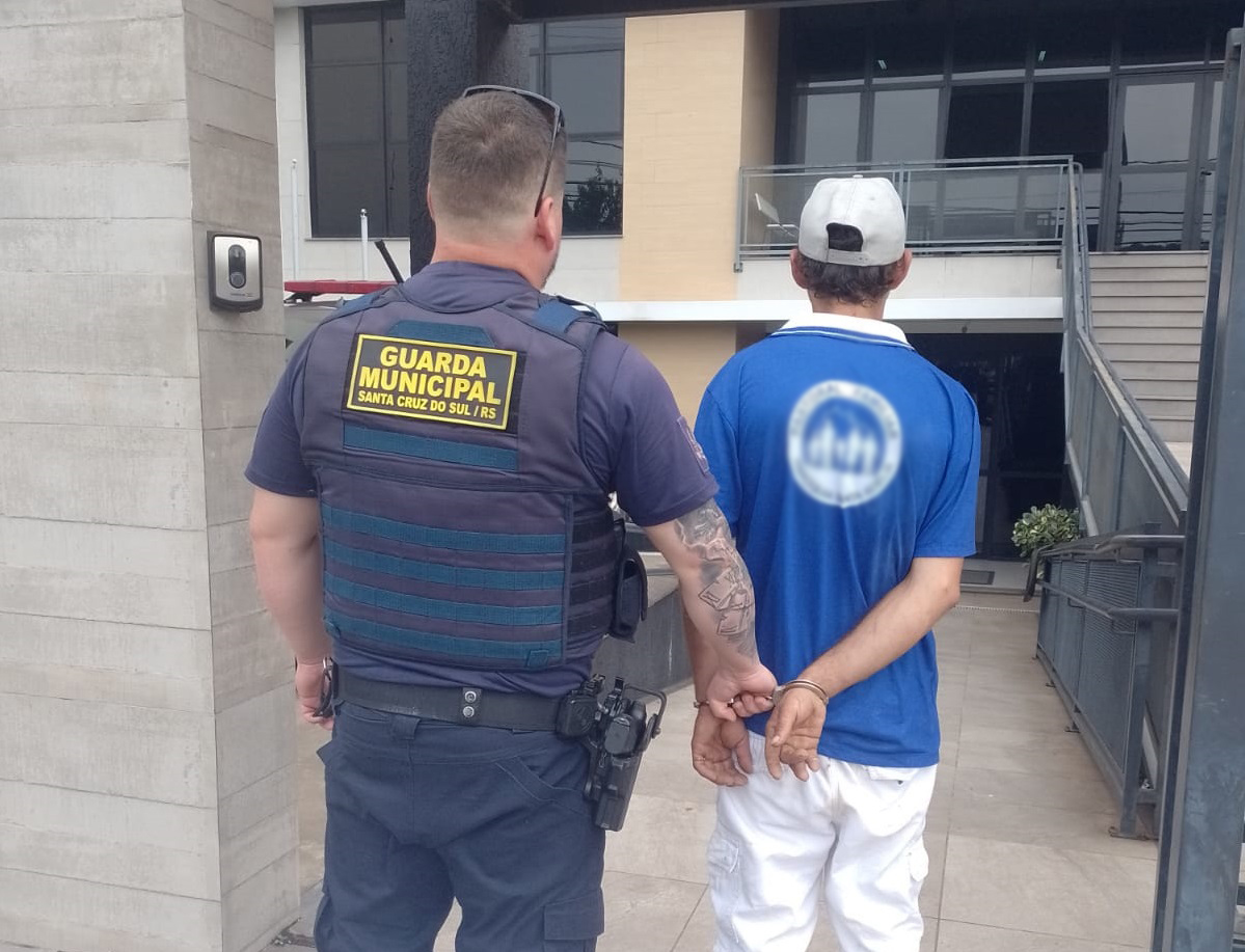 Guarda Municipal prende homem por furto qualificado em Santa Cruz